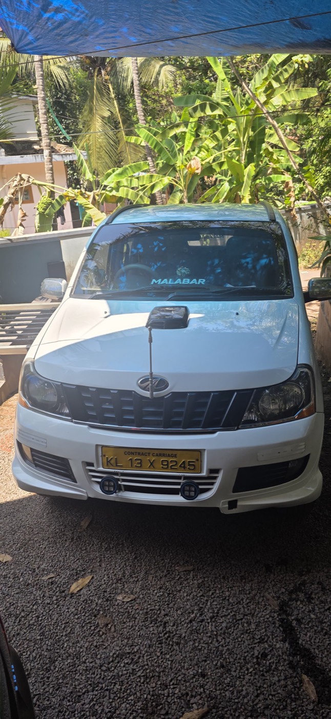 Mahindra Xylo 7 seater of Malabar Cabs, Kannur